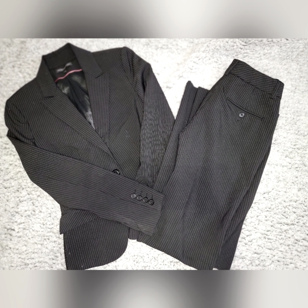 Express suit